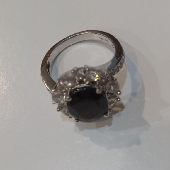 London blue topaz flower ring - Picture 10 of 11